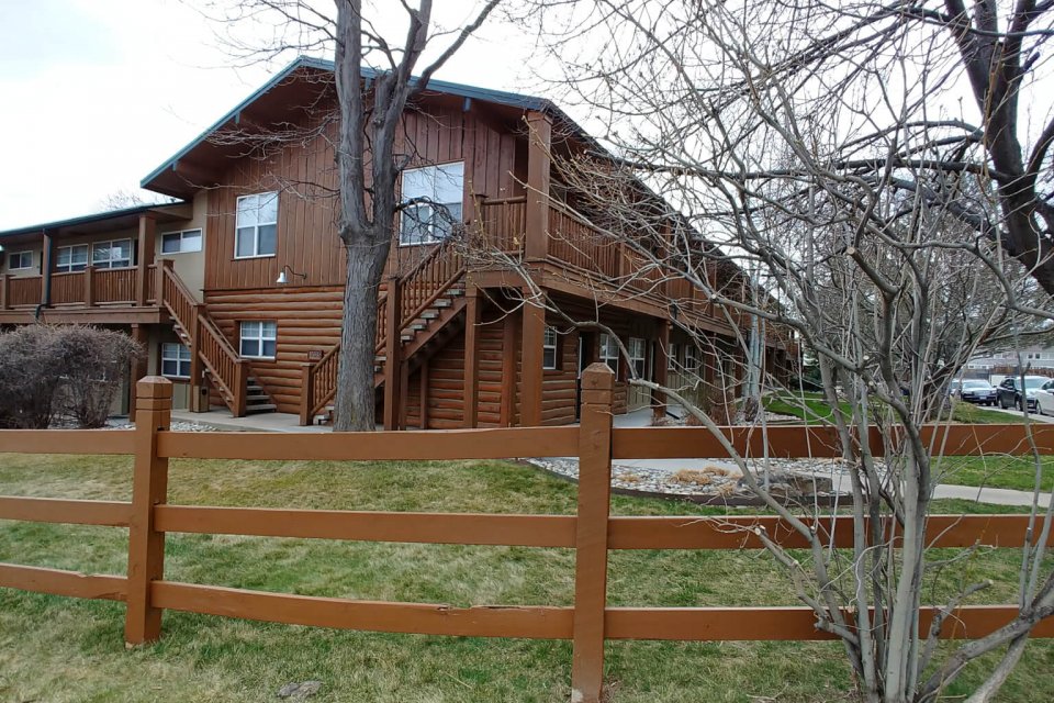 Pet Friendly Apartments Boulder CO - Timber Ridge Apartment Homes